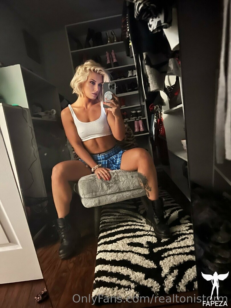 Toni Storm